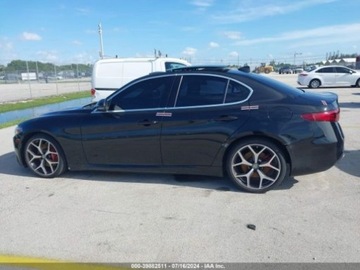 Alfa Romeo Giulia II Sedan Facelifting 2.0 Turbo 280KM 2021 Alfa Romeo Giulia 2021 Alfa Romeo Giulia Ti RWD 2.0 Benzyna 280KM, zdjęcie 11