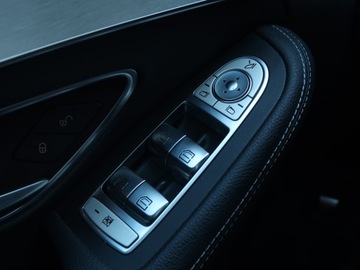 Mercedes Klasa C W205 Kombi Facelifting 1.6 180 156KM 2019 Mercedes C C 180, Salon Polska, 1. Właściciel, zdjęcie 19