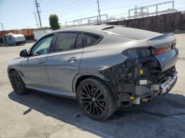 BMW X6 G06 2022 BMW X6 2022r., Xdrive40I, od ubezpieczalni 3.0 Benzyna 335KM, zdjęcie 2