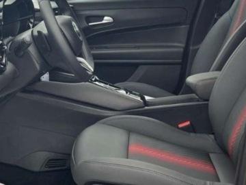 Alfa Romeo Junior SUV 1.2 Hybrid 145KM 2026 ALFA ROMEO Junior Ibrida Suv 1.2 (145KM) 2026, zdjęcie 5