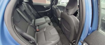 Volvo V40 II Cross Country D2 115KM 2014 Volvo V40 Volvo V40 D2 Momentum 1.6 Diesel 115KM, zdjęcie 25