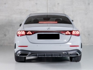 Mercedes Klasa E W214 Sedan 2.0 220d 197KM 2026 E Klasa 220 d 4-Matic AMG 2.0 (197KM) 2026, zdjęcie 4