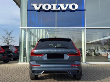 Volvo XC60 II 2025 VOLVO XC60 T6 Plug-In Hybrid AWD Ultra Dark Suv 2.0 (398KM) 2025, zdjęcie 3