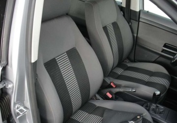 Volkswagen Polo IV Hatchback 1.4 i 80KM 2009 Volkswagen Polo Volkswagen Polo 1.4 United 1.4 Benzyna 80KM, zdjęcie 7