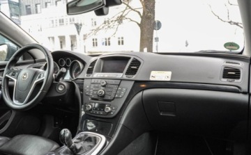 Opel Insignia I Sports Tourer 2.8 V6 Turbo ECOTEC 260KM 2009 Opel Insignia 2,8 (260KM) LPG 4x4 Bezwypadkowy 190 tys. km 2.8 BenzynaLPG, zdjęcie 9