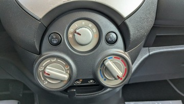 Nissan Micra IV Hatchback 5d 1.2 80KM 2012 Nissan Micra 1.2i 81PS Bezwypadkowy OPŁACONY, zdjęcie 23