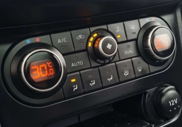 Nissan Qashqai I Crossover Facelifting  1.6 dCi 130KM 2012 Nissan Qashqai Lift SLICZNY 1.6 dCi Bogata Wersja ORYGINAL Zadbany SERWIS, zdjęcie 17