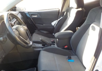 Toyota Auris II 2018 Toyota Auris Okazja 1.8 Hybryda 100KM, zdjęcie 17