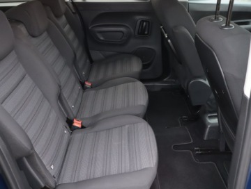 Opel Combo E Kombivan 1.5 Diesel 131KM 2019 Opel Combo 1.5 CDTI, Automat, Navi, Klima, zdjęcie 8