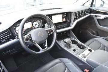 Volkswagen Touareg III 2020 Volkswagen Touareg SalonPL TDI 231KM 4x4 Automat Hak Matrix Kamera Navi Sk, zdjęcie 8