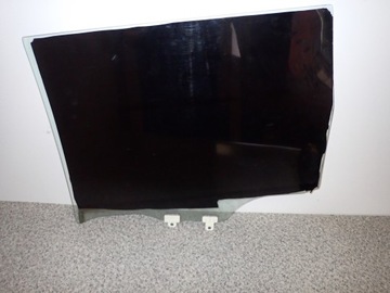 NISSAN X-TRAIL T30 01- SKLO (OKNO) ZADNÍ PRAVÁ