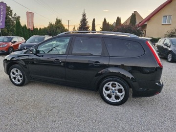 Ford Focus II Kombi 1.6 Duratec 100KM 2010 Ford Focus Lift Sliczny czarny 1.6 benzyna 213 tys km bezwypadkowy z Niemi, zdjęcie 4