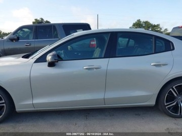 Volvo 2019 Volvo S60 Volvo S60 T5 FWD R-Design 2.0 Benzyna 258KM, zdjęcie 9