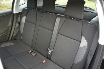 Peugeot 2008 I SUV Facelifting 1.2 PureTech 82KM 2017 Peugeot 2008 1.2 doinwestowany Android Auto Car, zdjęcie 30