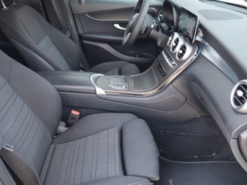 Mercedes GLC C253 SUV Facelifting 2.0 200d 163KM 2020 Mercedes GLC GLC 200 d 4MATIC, Salon Polska, zdjęcie 8