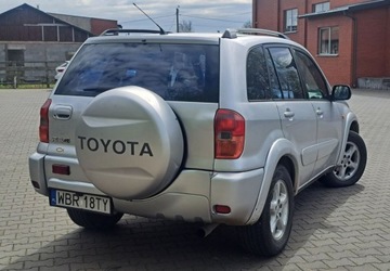 Toyota RAV4 II 2.0 16V D-4D 116KM 2002 Toyota RAV4 Toyota RAV4 2.0 D-4D 4x4 2.0 Diesel 116KM, zdjęcie 3