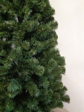 Искусственная елка ЗЕЛЕНАЯ ПИТЬ толщиной 220 см LUX