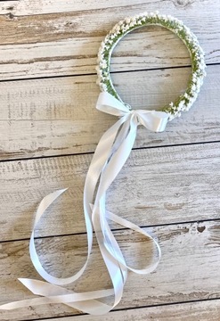 Причастный венок из искусственного гипса.