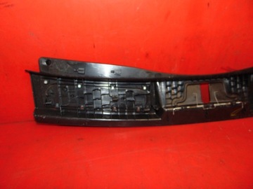 RANGE ROVER Evoque II L551 НАКЛАДКА ЗАДНЕГО РЕМНЯ