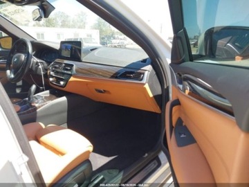 BMW Seria 5 G90-91 2023 BMW Seria 5 530i 2023 2.0l 2.0 Benzyna 248KM, zdjęcie 9