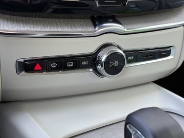Volvo XC60 II 2022 Volvo XC 60 B4 Benzyna | Plus Bright | Salon PL |, zdjęcie 17