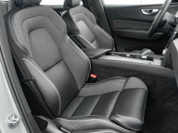 Volvo XC60 II 2023 Volvo XC 60 CT842AX#B4 B Plus Dark Podgrz.f kier, zdjęcie 29