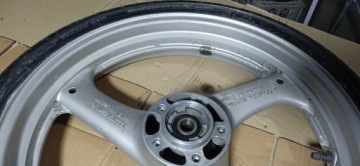 SUZUKI GSF 400 BANDIT КОЛЕСО ПЕРЕДНИЙ ОБОД ПЕРЕДНЯЯ ШИНА