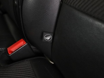 Ford Kuga II 2016 Ford Kuga panorama navi grzane fotele półskóra, zdjęcie 36