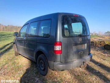 Volkswagen Caddy III Furgon 1.4 i 16V 75KM 2005 Volkswagen Caddy 7 miejsc 1.4 Benzyna 75KM, zdjęcie 4
