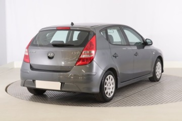 Hyundai i30 I Hatchback 1.4 109KM 2010 Hyundai i30 1.4 CVVT, Klima, zdjęcie 4