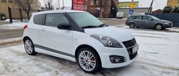 Suzuki Swift V Hatchback 5d 1.6 VVT Sport 136KM 2012 Suzuki Swift SPORT Xenony Navi Android Biala Perla 1.6 Benzyna 136KM, zdjęcie 1