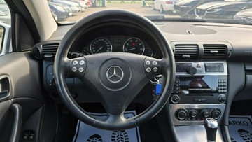 Mercedes Klasa C W203 Coupe W203 1.8 (C 160) 122KM 2005 Mercedes C 160 Panorama Automat, zdjęcie 11