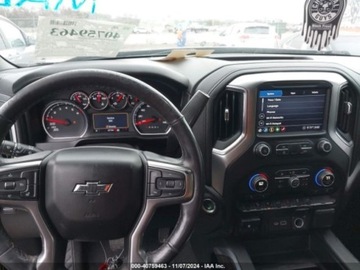 Chevrolet Silverado II 2020 Chevrolet Silverado 1500, V8 6.2L 420KM, 4x4, z ubezpieczalni. 6.2 Benzyna, zdjęcie 11