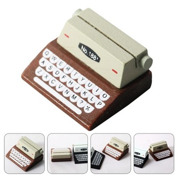 Мини-пишущая машинка с винтажными украшениями