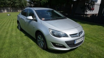 Opel Astra J Sedan 1.4 Turbo ECOTEC 140KM 2017 Opel Astra Polski salon. Gwarancja. Polecam !!!, zdjęcie 2
