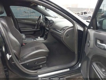 Chrysler 300C II 2019 Chrysler 300s 2019r., 5.7, od ubezpieczalni 5.7 Benzyna 363KM, zdjęcie 8