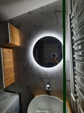 КРУГЛОЕ ЗЕРКАЛО Fi 80 см ВЫКЛЮЧАТЕЛЬ СО СВЕТОДИОДНОЙ ПОДСВЕТКОЙ