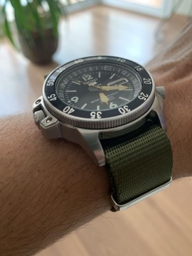 Pasek Nato AlphaShark Army Green 22mm kl.połysk