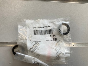 YAMAHA uszczelniacz 9310917071