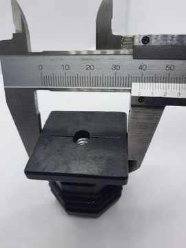 10 ШТ. ЗАГЛУШКА С РЕЗЬБОЙ М8, ПРОФИЛЬ 40Х40