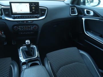 Kia Ceed III Kombi Facelifting 1.5 T-GDI 160KM 2022 Kia Ceed 1.5 T-GDI, Salon Polska, Serwis ASO, zdjęcie 7