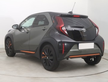 Toyota Aygo X 1.1 VVT-i 72KM 2022 Toyota Aygo X 1.0, Salon Polska, Serwis ASO, zdjęcie 3