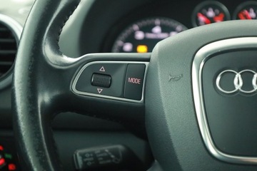 Audi A3 8P Hatchback 3d 1.2 TFSI 105KM 2012 Audi A3 1.2 TFSI, Klima, Klimatronic, Tempomat, zdjęcie 14