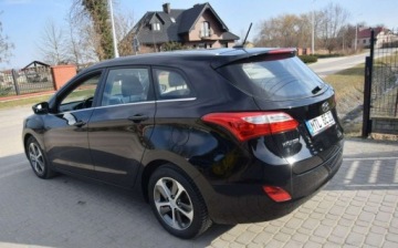 Hyundai i30 II Wagon 1.6 CRDi 110KM 2015 Hyundai i30 1.6D Navi Kamera 2015r Sprowadzony Oplacony 1.6 Diesel, zdjęcie 14