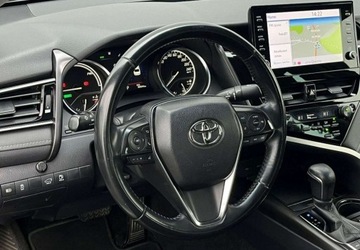 Toyota Camry IX Sedan 2.5 Hybrid Dynamic Force 218KM 2021 Toyota Camry Salon Polska Automat Navi Kamera Led 1 Wlasciciel FV23, zdjęcie 17