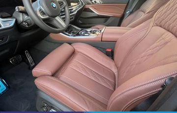 BMW X5 G05 SUV Facelifting 3.0 40i 381KM 2024 Od ręki - BMW X5 3.0 (381KM) M Sport | Pakiet M Pro + Pakiet Innowacji, zdjęcie 4