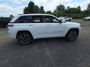 Jeep Grand Cherokee IV 2022 Jeep Grand Cherokee Overland 2022 3.6l 3.6 Benzyna 293KM, zdjęcie 10