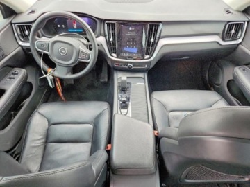 Volvo S60 III 2024 Volvo S60 Core 2024 2.0 Benzyna 247KM, zdjęcie 8