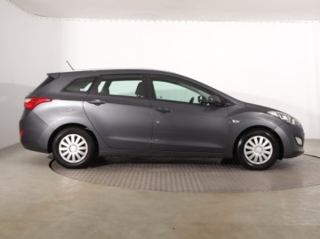 Hyundai i30 II Wagon Facelifting 1.6 CRDi 110KM 2017 Hyundai i30 1.6 CRDi, Salon Polska, Serwis ASO, zdjęcie 5