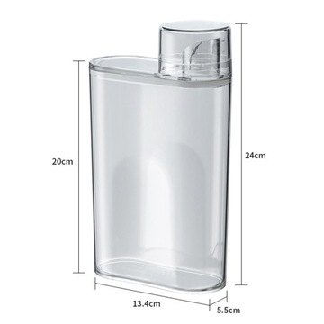 Пустые бутылки для стирки с кувшинами для хранения крышек